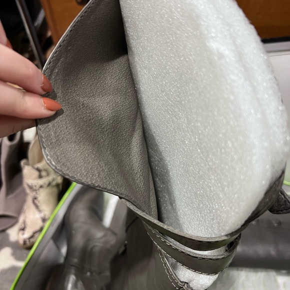 Over the knee Boots - Picture 10 of 13